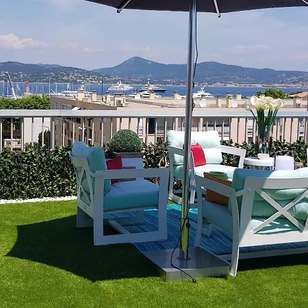 아파트 Tropez Sea View Penthouse *