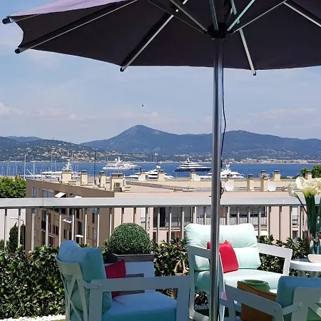 Tropez Sea View Penthouse * 쎙뜨호뻬